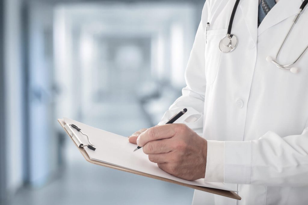 의외로 무시하기 쉬운 식중독 증상 의사