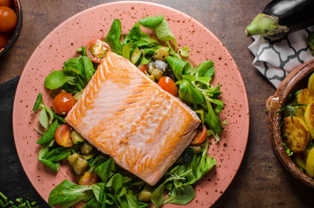 관절염에 좋은 음식 7 연어